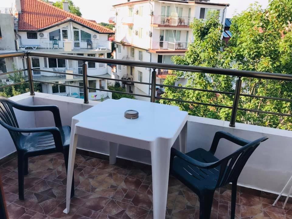 Hotel Джорджия Kiten  Exterior foto