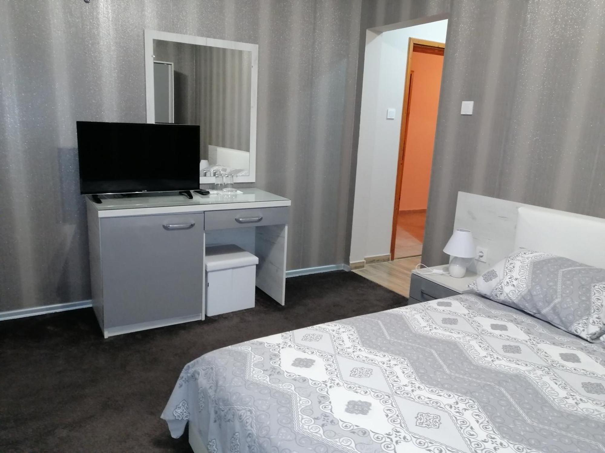 Hotel Джорджия Kiten  Habitación foto